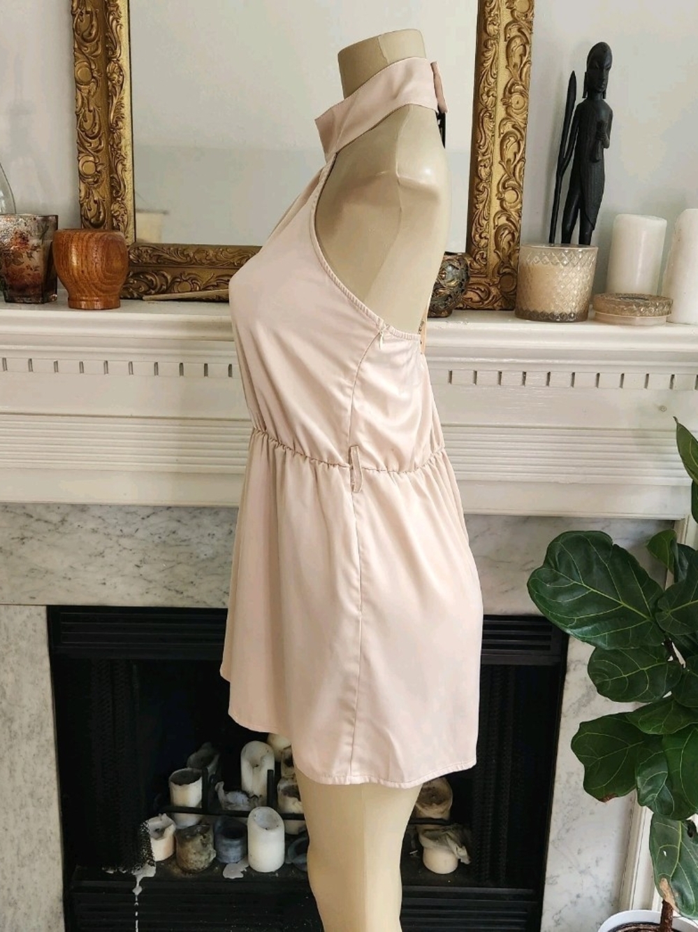 Nasty Gal Collection Champagne Halter Romper Playsuit Size 10 Backless Satin - Picture 4 of 9